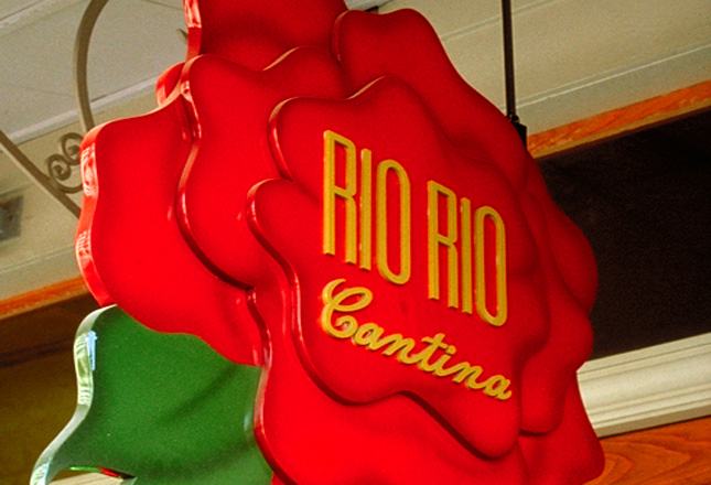 Rio Rio Cantina
