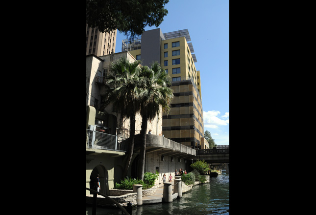 Drury Plaza Hotel Riverwalk